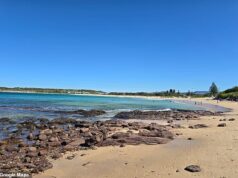 Shellharbour Beach, NSW: Dois turistas britânicos temem ter se afogado na popular praia australiana depois que testemunhas corajosas tentaram salvá-los