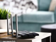 Executivo sênior ganha mais de £ 100.000 por denunciar engenheiros que invadiram propriedades de pessoas sem permissão