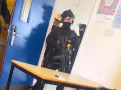 Menina vítima de esfaqueamento na escola diz a amigos que está ‘viva e bem’ no hospital – enquanto a polícia tem mais tempo para interrogar menino ‘branco, britânico’ de 15 anos