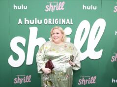 A autora desperta critica ‘caras brancos magros de Harvard’ que transformaram suas memórias em um programa de TV – depois reclama por não tê-la convidado para socializar fora do trabalho