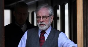 Gerry Adams fazia parte do Conselho do Exército do IRA na época dos atentados na Inglaterra, disse ao Supremo Tribunal um ex-coronel do exército que foi oficial de inteligência durante os Problemas.