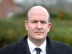 A assassina de crianças Lucy Letby contrata um novo advogado que já foi julgado por preparar sexualmente um adolescente