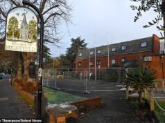 Imigrante do Sri Lanka enfrenta prisão depois de expor sua genitália, bêbado, a funcionários de hotel financiados pelo contribuinte, depois que eles se recusaram a consertar seu telefone