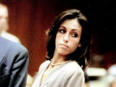 Celebridade irrita seus novos vizinhos ao deixar barulhentas araras de estimação vagarem livremente pelo jardim de sua casa de US$ 850 mil