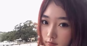 ‘Coragem de verdade’: famílias de coração partido de dois mochileiros chineses encontrados mortos dentro de seu carro em Queensland devastada pelas enchentes quebram o silêncio