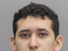 Escola ‘Grapper’ acusado de agredir nove alunos do 11º ano, revelado como imigrante ilegal adulto, libertado por Biden