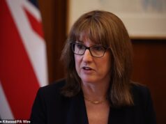 Rachel Reeves promete ajudar as famílias duramente atingidas pelas contas de óleo para aquecimento da guerra no Irã, enquanto diz: ‘Encontrei o dinheiro’