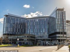 Agora, os chefes do NHS querem reconstruir a enfermaria de câncer ‘mofada’ no superhospital de £ 1 bilhão, Sweeney insiste que é seguro