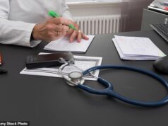 Os GPs já foram os guardiões do nosso grande NHS – agora eles ficam felizes em distribuir atestados de saúde mental para quem os desejar.