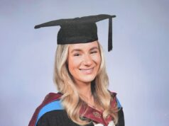 Mãe quer que a polícia dos EUA reconsidere as acusações contra o pai que matou a filha a tiros depois de encontrar um legista ‘imprudente’