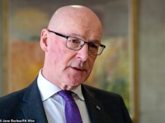 John Sweeney alertou que o projeto de lei da morte assistida na Escócia ainda não é seguro ou “apropriado”, apesar de centenas de mudanças