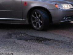 As prefeituras enfrentam perdas recordes de somas para consertar estradas sob novas regras que visam acabar com a ‘praga pathol’