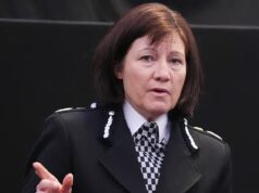 Graham Grant: O fracasso em aumentar os salários dos chefes de polícia e ministros não é um impedimento – o dinheiro ainda entra independentemente do resultado