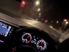 Motorista perigoso ajuda a se incriminar postando imagens de excesso de velocidade no sinal vermelho no Facebook