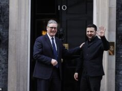 Zelenskiy dirige-se à Grã-Bretanha para conversações enquanto Starmer dá uma “ganha inesperada” à máquina de guerra de Putin na Ucrânia para acabar com a crise no Médio Oriente