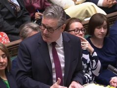 Starmer salta para PMQs enquanto Kimi Badenoch quer saber por que ela não falou sobre a ligação de Epstein antes de tornar Mandelson embaixador nos EUA