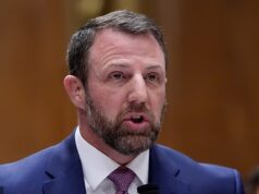 A escolha de Trump no DHS dá uma reviravolta impressionante depois de confrontar seus comentários anteriores sobre ataques do ICE