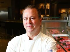 Por que os australianos podem pagar US $ 12 por uma xícara de café – como chef famoso compartilha um alerta terrível aos proprietários de cafés