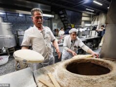 À medida que a guerra se intensifica à sua volta, a vida continua: os iranianos tentam viver normalmente à medida que o conflito se espalha pela região e provoca o caos económico global.