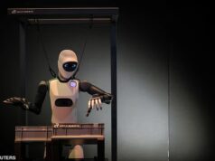 Como os robôs estão destruindo uma geração de primeiros empregos na Grã-Bretanha