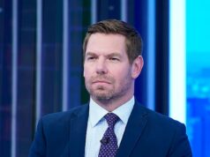 Eric Swalwell mantém lugar na votação para governador da Califórnia depois que o juiz rejeita o processo alegando que o democrata mentiu sobre morar no estado