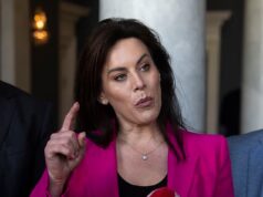 Banido: Paramédicos expostos como criminosos e agressores sexuais agora proibidos de trabalhar na Irlanda As autoridades de saúde são forçadas a tomar medidas após a investigação do Irish Mail… Números chocantes que eles capturaram