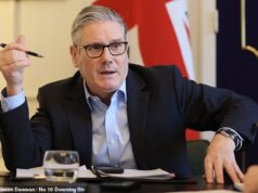 ‘Mãe de todas as reviravoltas’: Kim critica Starmer por dizer aos EUA que agora eles podem voar em missões de ataque a partir de campos de aviação britânicos, enquanto Trump chama a OTAN de ‘tigre de papel’ sem os EUA