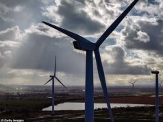 Os trabalhistas eliminariam as regras de planejamento que permitem turbinas eólicas de 100 pés para fazendas, escolas e fazendas sob o plano Net Zero, mesmo que pudessem interferir nos sistemas de radar de defesa