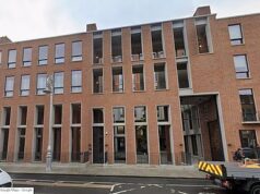 ESB Traduzindo a fila do banheiro: funcionárias reclamam que ‘não se sentem seguras’ ao usar instalações alteradas na sede após controversa mudança de política… mas os chefes atrasam a ação para resolver o problema