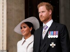 Meghan Markle está planejando entregar dinheiro australiano? A Duquesa deu um grande passo antes de sua viagem para Down Under depois que seu contrato com a Netflix terminou