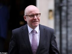 Starmer decide sobre Trump: Lord Harmer, aliado do primeiro-ministro, processará por regras internacionais enquanto o presidente dos EUA ‘ignora a proibição da ONU de atingir usinas civis’