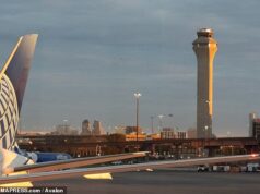 O aeroporto de Newark está um caos após evacuação repentina da torre e milhares de atrasos de voos