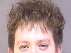 O jogador quádruplo amputado de Cornhole ‘baleou duas vezes na cabeça do passageiro de Tesla antes de pedir às testemunhas que ajudassem a mover seu corpo’, revelam novos documentos de acusação