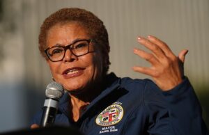 Nova pesquisa decepcionante revela quem está liderando a disputa para ser o próximo prefeito de Los Angeles