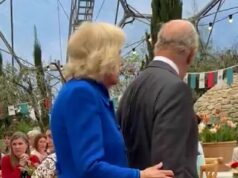 Toque na maneira de fazer isso! Camilla encanta os fãs reais enquanto tenta desesperadamente chamar a atenção de Charles ao visitar o Projeto Éden
