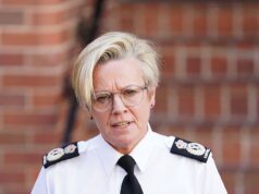 O ex-chefe de polícia que admitiu ‘erros fundamentais’ no tratamento da investigação do massacre de Nottingham assume um novo papel – revisando casos graves