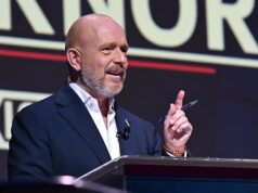 A Oak University, no sul da Califórnia, cancelou o debate dos possíveis governadores às 11 horas porque todos os candidatos eram brancos