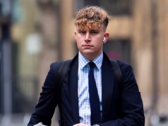 Policial conheceu abusou e enganou milhares de mulheres depois que o vício do jogo ‘assumiu o controle’ de sua vida, ouve o tribunal