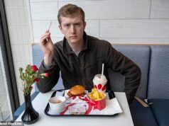 A rede de frangos americana anti-Reino Unido que está chegando a uma rua comercial do Reino Unido perto de você – enquanto Fred Kelly revela por que é um sinal improvável de que a cultura foi descartada