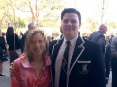 Um professor de escola particular do Newington College, que ganha US$ 48 mil por ano, foi desmascarado depois que a polícia o prendeu em uma operação matinal sob acusações de abuso infantil.