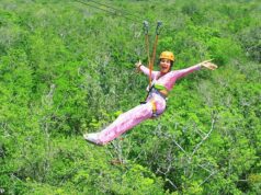 Fraudador de benefícios que roubou £ 23.000 em doações depois de alegar que estava preso em casa de ansiedade, sendo pego em boates, praticando tirolesa e surfando durante as férias em família em Cancún