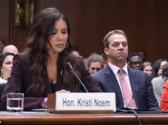 O marido crossdressing de Christy Noem A vida dupla secreta de Brian: a verdade sobre fazer beicinho, fotos e mensagens claras de ‘Busty Bimbo’