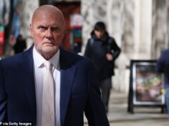 Os ministros têm ‘credibilidade zero’ na crise do petróleo: o chefe da Asda explodiu furioso no Partido Trabalhista por mais de £ 1,50 o preço do litro … depois que o chanceler e o primeiro-ministro alegaram que os pátios eram ‘lucrativos’