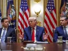 Multidão do CPAC luta para manter o apoio à guerra no Irã enquanto os EUA consideram botas no terreno