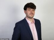 Médicos seniores estão agora ameaçando entrar em greve enquanto a Associação Médica Britânica intensifica sua disputa com o governo sobre salários