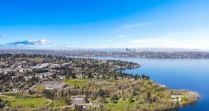 A Ilha dos Milionários já tem problemas com toxicodependentes e vagabundos poucos dias depois da abertura de uma nova ligação de eléctrico para Seattle, assolada pelo crime, que os seus residentes liberais tentaram bloquear.