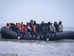 Os trabalhistas entregam à França mais £ 2 milhões por semana para o Canal da Mancha – apesar de Paris se recusar a aceitar a meta de parar os barcos