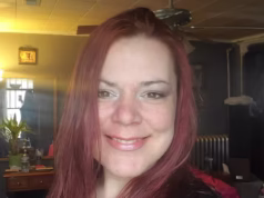 A mãe do meio-oeste matou brutalmente a filha de 14 anos para protegê-la de Elon Musk – e depois disse à operadora do 911: ‘Ela está morta, querida, ela precisa de uma audiência’, dizem os promotores