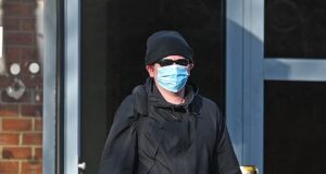 Marinheiro que agrediu sexualmente colegas do submarino nuclear da Marinha Real foi preso e expulso da Marinha Real