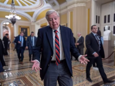 Lindsey Graham, fomentadora de guerra de Trump, critica viagem à Disney por reviravolta repentina na guerra do Irã para aliviar o desastre